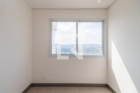 Quarto 1 Suíte de apartamento para alugar com 2 quartos, 60m² em Alphaville Empresarial, Barueri