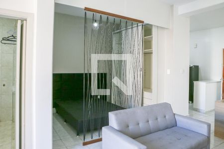 Quarto de kitnet/studio para alugar com 1 quarto, 50m² em Santa Cecília, São Paulo