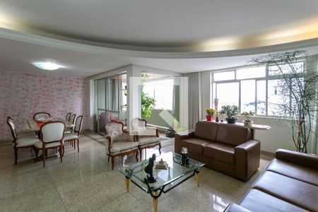 Sala de apartamento para alugar com 4 quartos, 150m² em Serra, Belo Horizonte