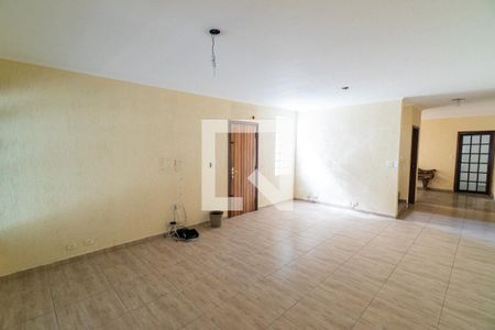 Sala de casa à venda com 4 quartos, 150m² em Parque Jabaquara, São Paulo