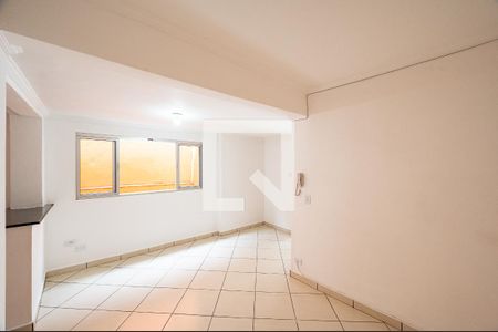 Sala de casa para alugar com 2 quartos, 85m² em Vila do Encontro, São Paulo