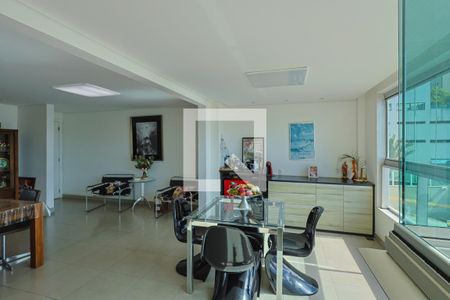 Sala de apartamento à venda com 3 quartos, 156m² em Buritis, Belo Horizonte