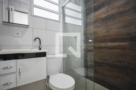 Banheiro de apartamento para alugar com 1 quarto, 26m² em Jardim Santo Antonio, São Paulo
