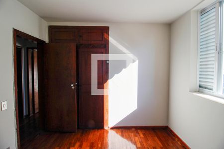 Quarto 1 de apartamento para alugar com 3 quartos, 130m² em Centro, Belo Horizonte