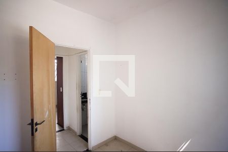 Quarto 1 de apartamento à venda com 2 quartos, 45m² em Itapoã, Belo Horizonte