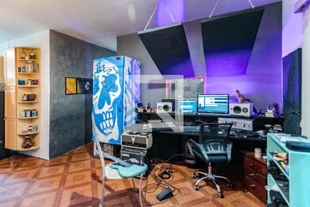 Casa para alugar com 300m², 3 quartos e 5 vagas Casa para alugar com 300m², 3 quartos e 5 vagasSala de TV