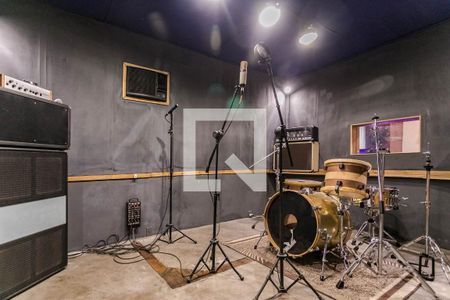 Casa para alugar com 300m², 3 quartos e 5 vagas Casa para alugar com 300m², 3 quartos e 5 vagasEscritório