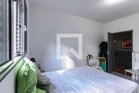 Casa para alugar com 300m², 3 quartos e 5 vagas Casa para alugar com 300m², 3 quartos e 5 vagasQuarto 2