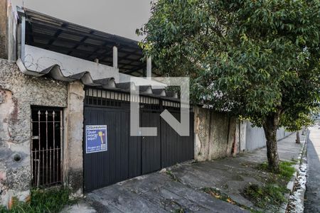 Casa para alugar com 300m², 3 quartos e 5 vagas Casa para alugar com 300m², 3 quartos e 5 vagasFachada