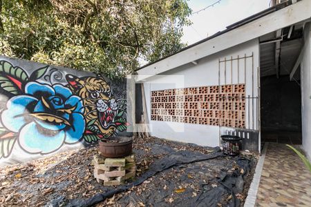 Casa para alugar com 300m², 3 quartos e 5 vagas Casa para alugar com 300m², 3 quartos e 5 vagasQuintal