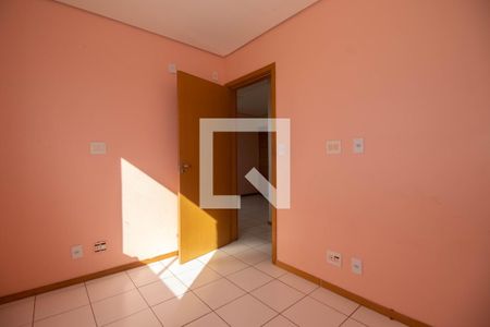 Quarto 2 de apartamento para alugar com 2 quartos, 46m² em Samambaia, Brasília