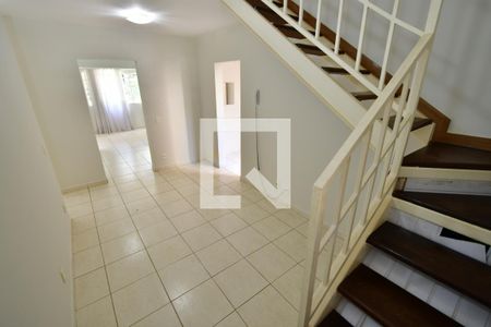 Casa de condomínio à venda com 188m², 3 quartos e 2 vagasSala 1