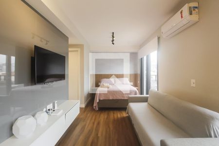 Sala/Quarto de apartamento à venda com 1 quarto, 57m² em São João, Porto Alegre