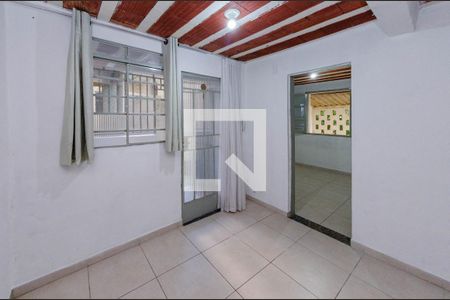 Sala de casa para alugar com 1 quarto, 55m² em Nova Cintra, Belo Horizonte