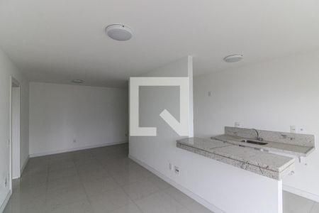 Sala de apartamento à venda com 2 quartos, 79m² em Barra da Tijuca, Rio de Janeiro