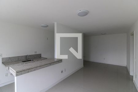 Sala de apartamento à venda com 2 quartos, 79m² em Barra da Tijuca, Rio de Janeiro