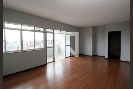 Sala de apartamento à venda com 3 quartos, 100m² em São Pedro, Belo Horizonte