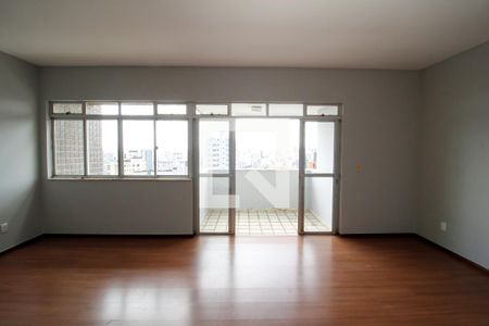 Sala de apartamento à venda com 3 quartos, 100m² em São Pedro, Belo Horizonte