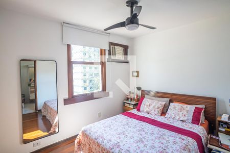 Quarto 1 suite de casa de condomínio à venda com 5 quartos, 220m² em Botafogo, Rio de Janeiro