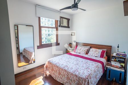 Quarto 1 suite de casa de condomínio à venda com 5 quartos, 220m² em Botafogo, Rio de Janeiro