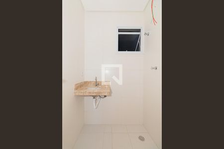 Banheiro de apartamento para alugar com 1 quarto, 31m² em Vila Nova Mazzei, São Paulo