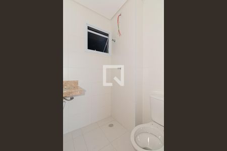 Banheiro de apartamento para alugar com 1 quarto, 31m² em Vila Nova Mazzei, São Paulo