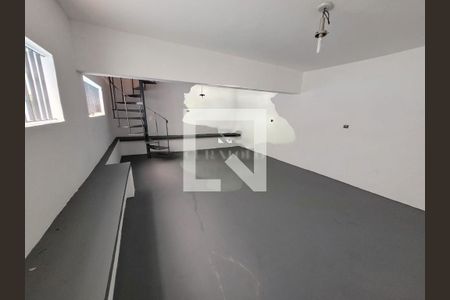 Casa à venda com 3 quartos, 229m² em Campestre, Santo André