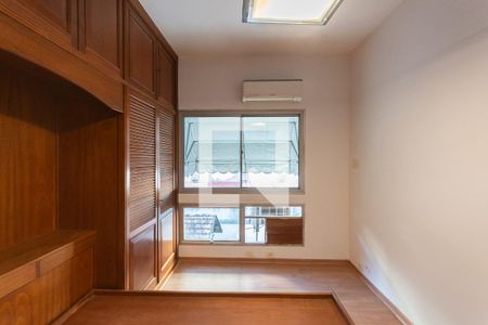 Suíte de apartamento para alugar com 3 quartos, 80m² em Tijuca, Rio de Janeiro