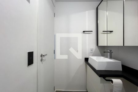 Banheiro de apartamento para alugar com 1 quarto, 23m² em Sé, São Paulo