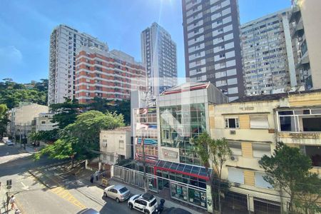 Vista de apartamento para alugar com 3 quartos, 118m² em Botafogo, Rio de Janeiro