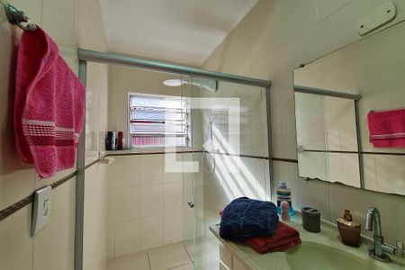 Banheiro da Suíte de casa à venda com 2 quartos, 105m² em Jardim Piqueroby, São Paulo