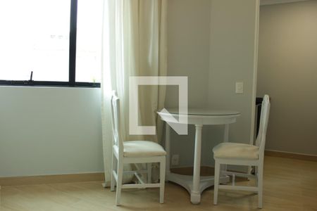 Sala de kitnet/studio para alugar com 1 quarto, 32m² em Cerqueira César, São Paulo