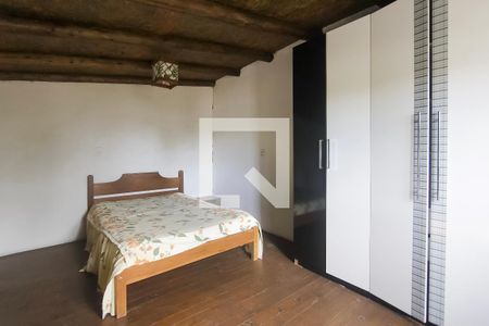 Quarto de casa para alugar com 1 quarto, 57m² em Rubem Berta, Porto Alegre