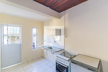 Cozinha de kitnet/studio para alugar com 1 quarto, 20m² em Santo Amaro, São Paulo