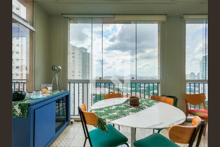Apartamento à venda com 3 quartos, 260m² em Água Branca, São Paulo