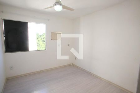 Quarto 1 de apartamento para alugar com 2 quartos, 56m² em Jacarepaguá, Rio de Janeiro