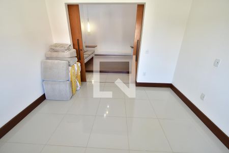 Sala 3 de casa de condomínio à venda com 4 quartos, 362m² em Sítios de Recreio Gramado, Campinas