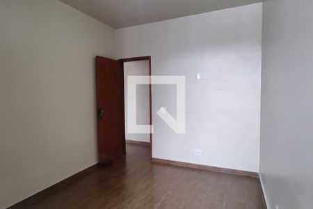 Quanto 2 de apartamento para alugar com 2 quartos, 70m² em Parque Duque, Duque de Caxias