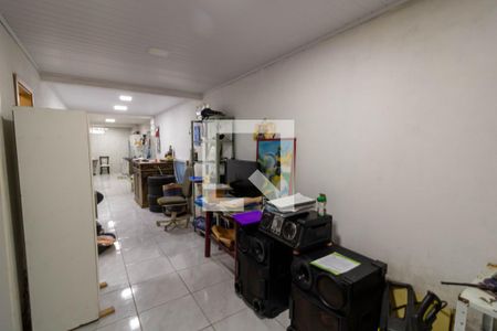 Sala de casa à venda com 2 quartos, 160m² em Hípica, Porto Alegre