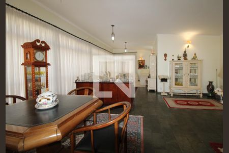Sala de casa à venda com 3 quartos, 350m² em Nova Campinas, Campinas