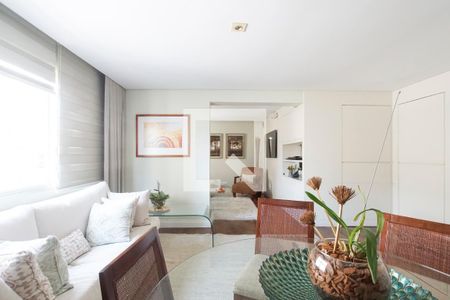 Sala de apartamento para alugar com 2 quartos, 130m² em Cerqueira César, São Paulo