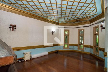 Sala de casa à venda com 4 quartos, 500m² em Vila Galvão, Guarulhos