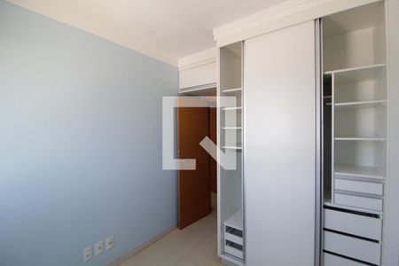 Quarto 2 de apartamento para alugar com 4 quartos, 140m² em Tubalina, Uberlândia