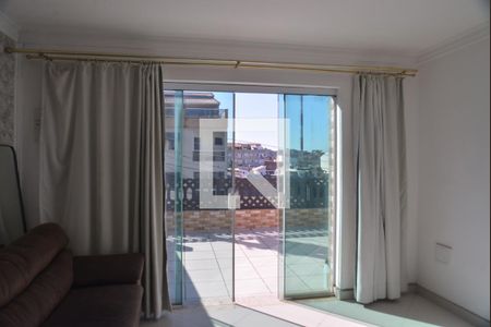 Sala de casa para alugar com 3 quartos, 133m² em Vila Curuçá, Santo André