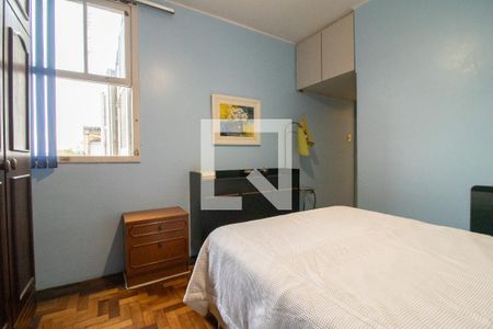 Quarto 1 de apartamento para alugar com 2 quartos, 72m² em Floresta, Porto Alegre