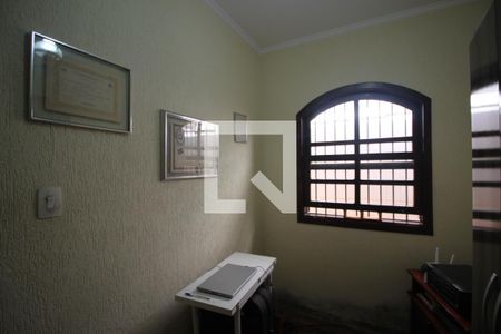 Quarto de casa à venda com 4 quartos, 150m² em Jardim Sabara, São Paulo