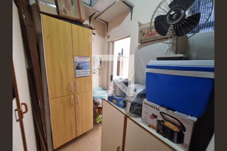 Apartamento à venda com 121m², 2 quartos e 1 vaga Apartamento à venda com 121m², 2 quartos e 1 vagaQuarto de Serviço