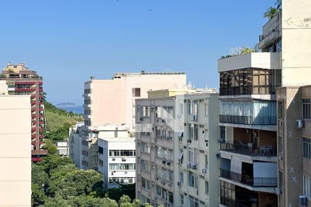 Sala - Vista de apartamento à venda com 2 quartos, 60m² em Copacabana, Rio de Janeiro