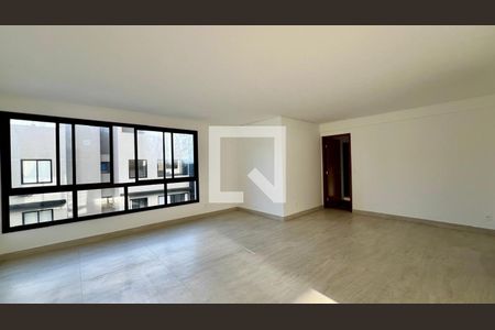 Sala de apartamento à venda com 4 quartos, 135m² em Serra, Belo Horizonte