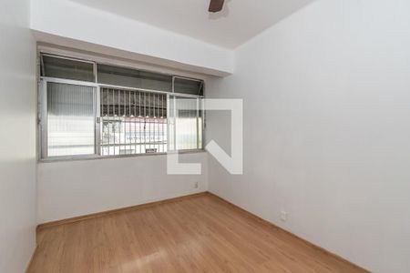 Quarto 1 de apartamento para alugar com 2 quartos, 60m² em Bonsucesso, Rio de Janeiro